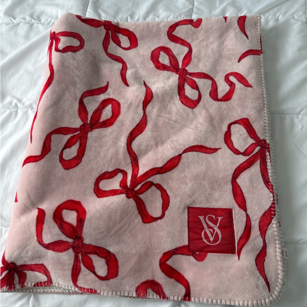 Victoria's Secret Pink Throw with Red Bow Pattern